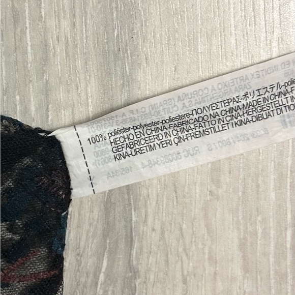 Zara WB Women’s Size S Black Mesh Floral Embroidered Tulle Sheer Top - Picture 7 of 8